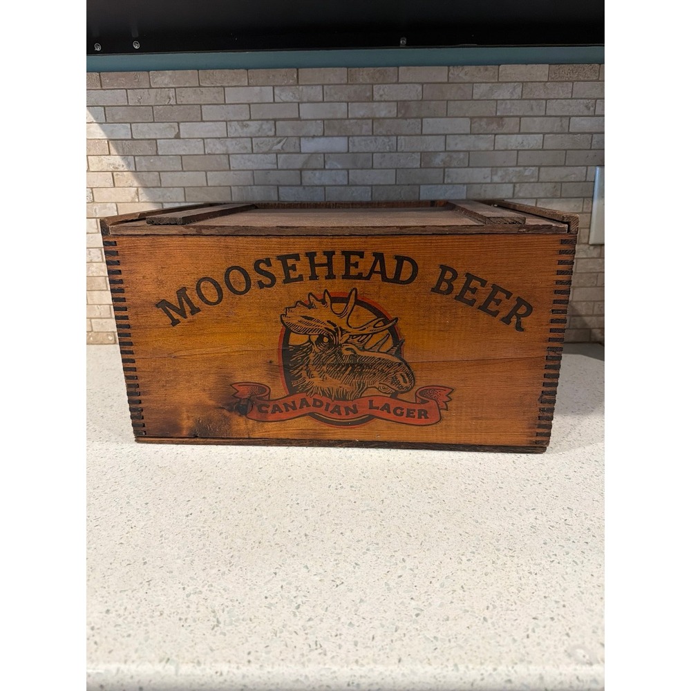 Moosehead Beer Canadian Lager Wood Crate